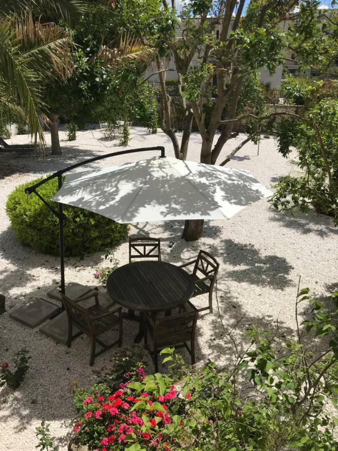 Giardini 82 B&B Gravina in Puglia Exterior photo
